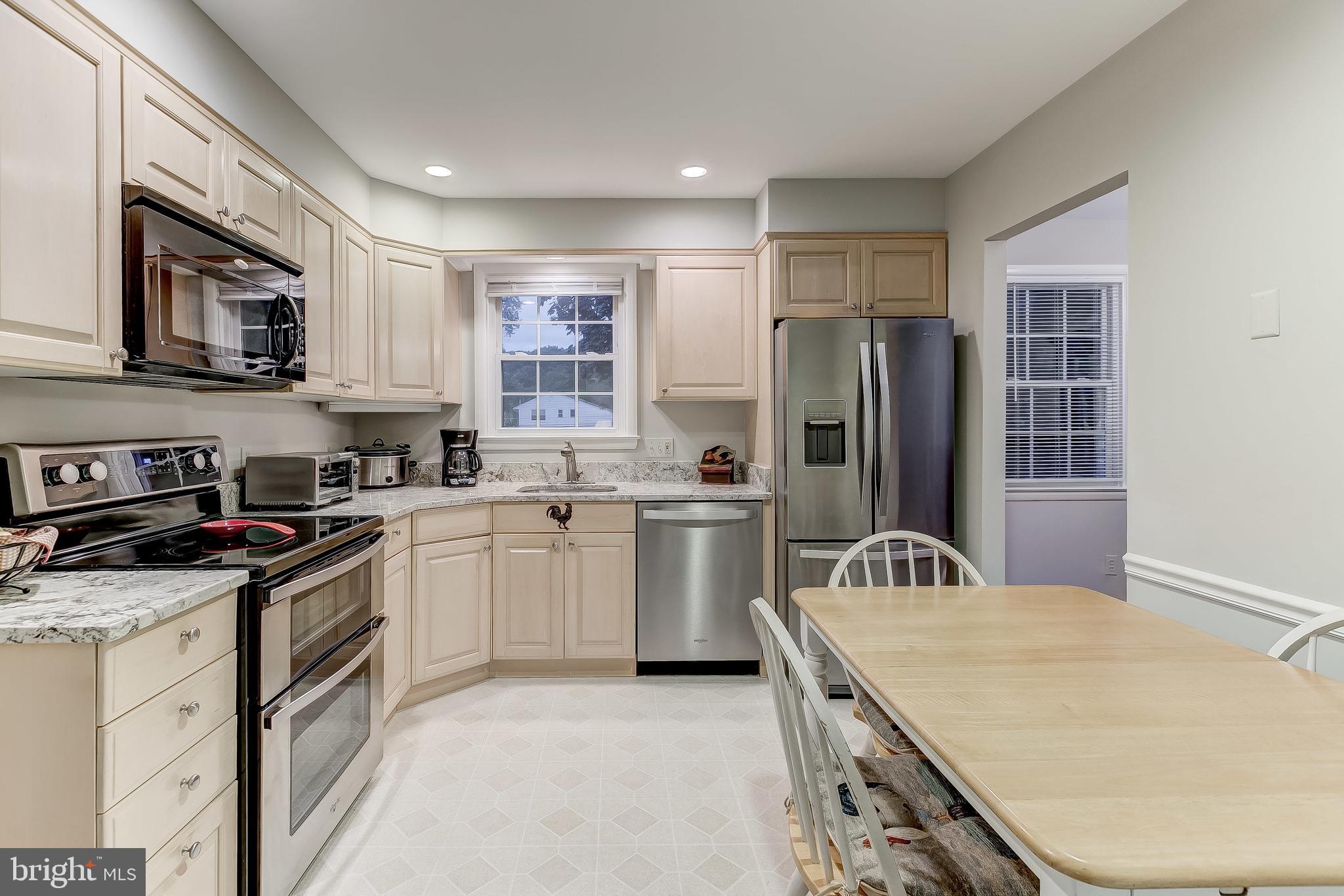 811 Providence Road Baltimore, MD 21286 - Photo 6 of 33 Gallery Image 6