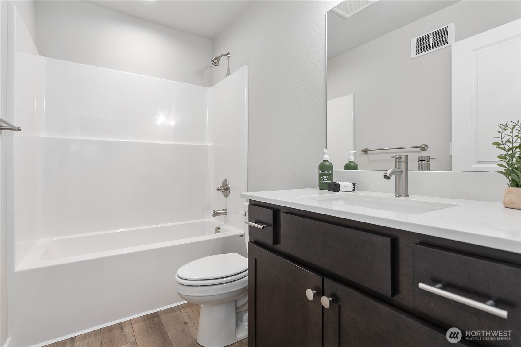 314 Everson Road, Unit D Everson, WA 98247 - Photo 31 of 38 Gallery Image 31