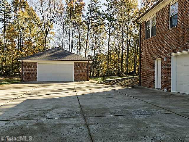 7153 Senepole Road Randleman, NC 27317 - Photo 15 of 16 Parking Lot/Garage.