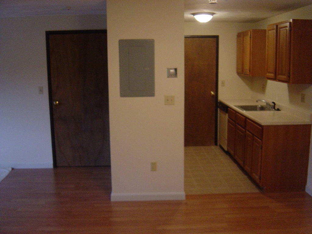 47 Juniper Road, Unit F2 North Attleboro, MA 02760 - Photo 3 of 6