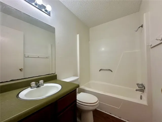 $425,000 | 3202 Cougar Trail, Bryan, TX 77807