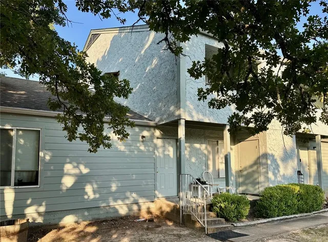 $425,000 | 3202 Cougar Trail, Bryan, TX 77807