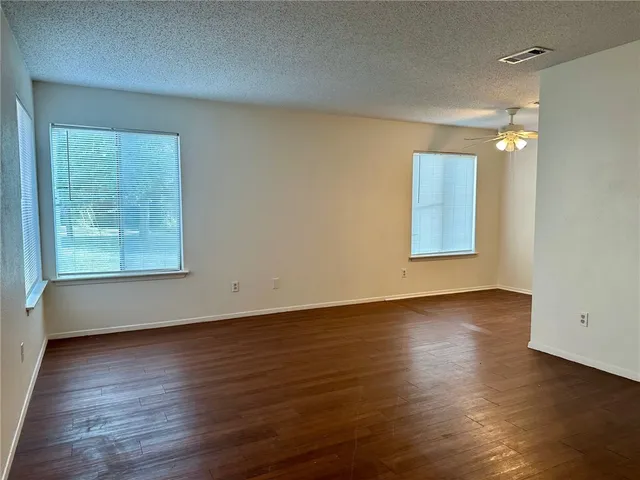 $425,000 | 3202 Cougar Trail, Bryan, TX 77807