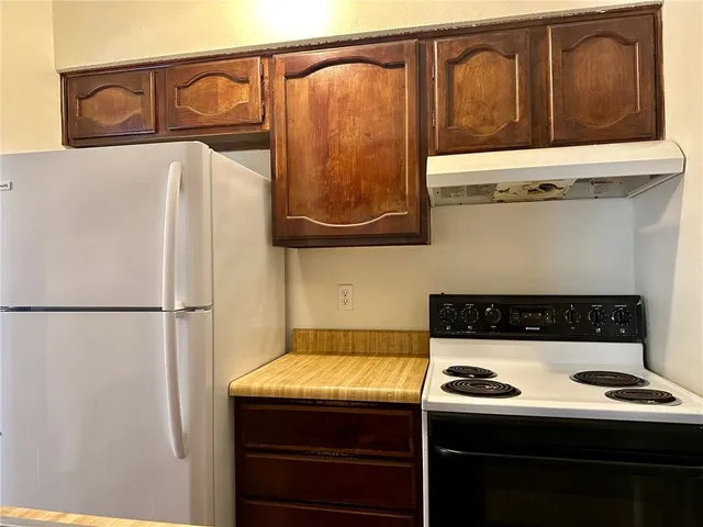 $425,000 | 3202 Cougar Trail, Bryan, TX 77807