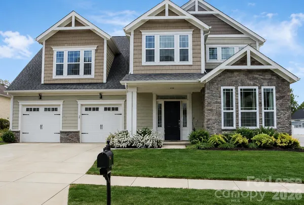 $3,400 | 10517 Donahue Drive, Huntersville, NC 28078
