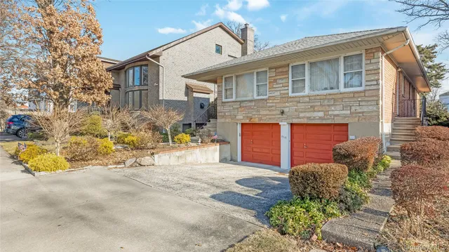 $1,188,000 | 85-19 212th Street | Oakland Gardens