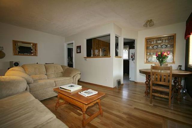 520 North Herald Road Spokane Valley, WA 99206 - Photo 2 of 9
