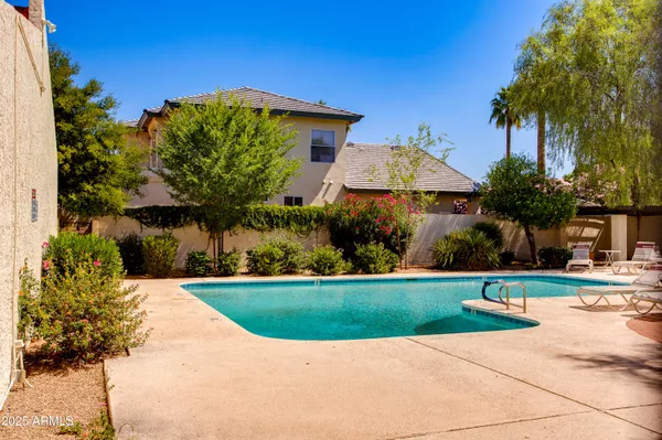 $345,000 | 6 East Manzanita Drive, Phoenix, AZ 85020