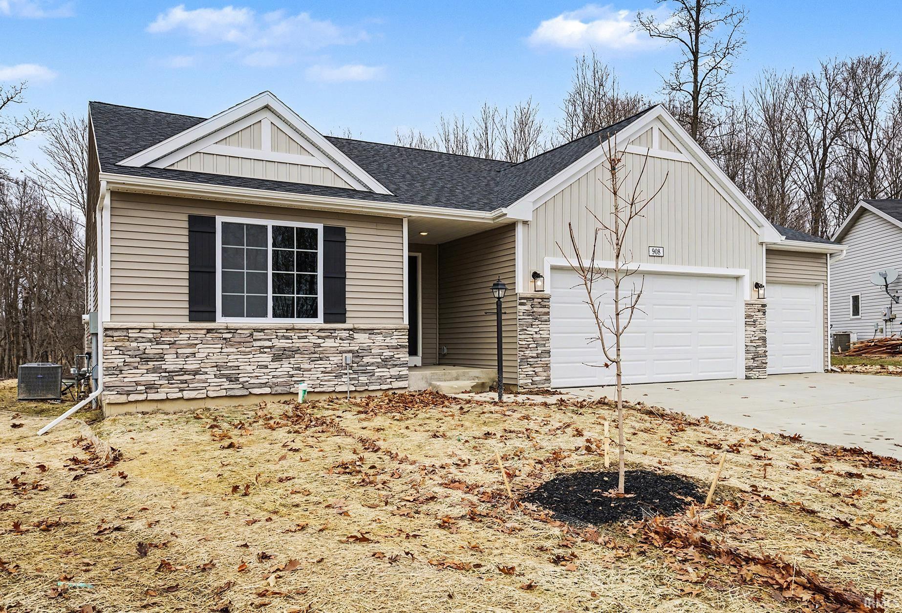 908 Nicholas Trail Fremont, IN 46737 - Photo 2 of 25