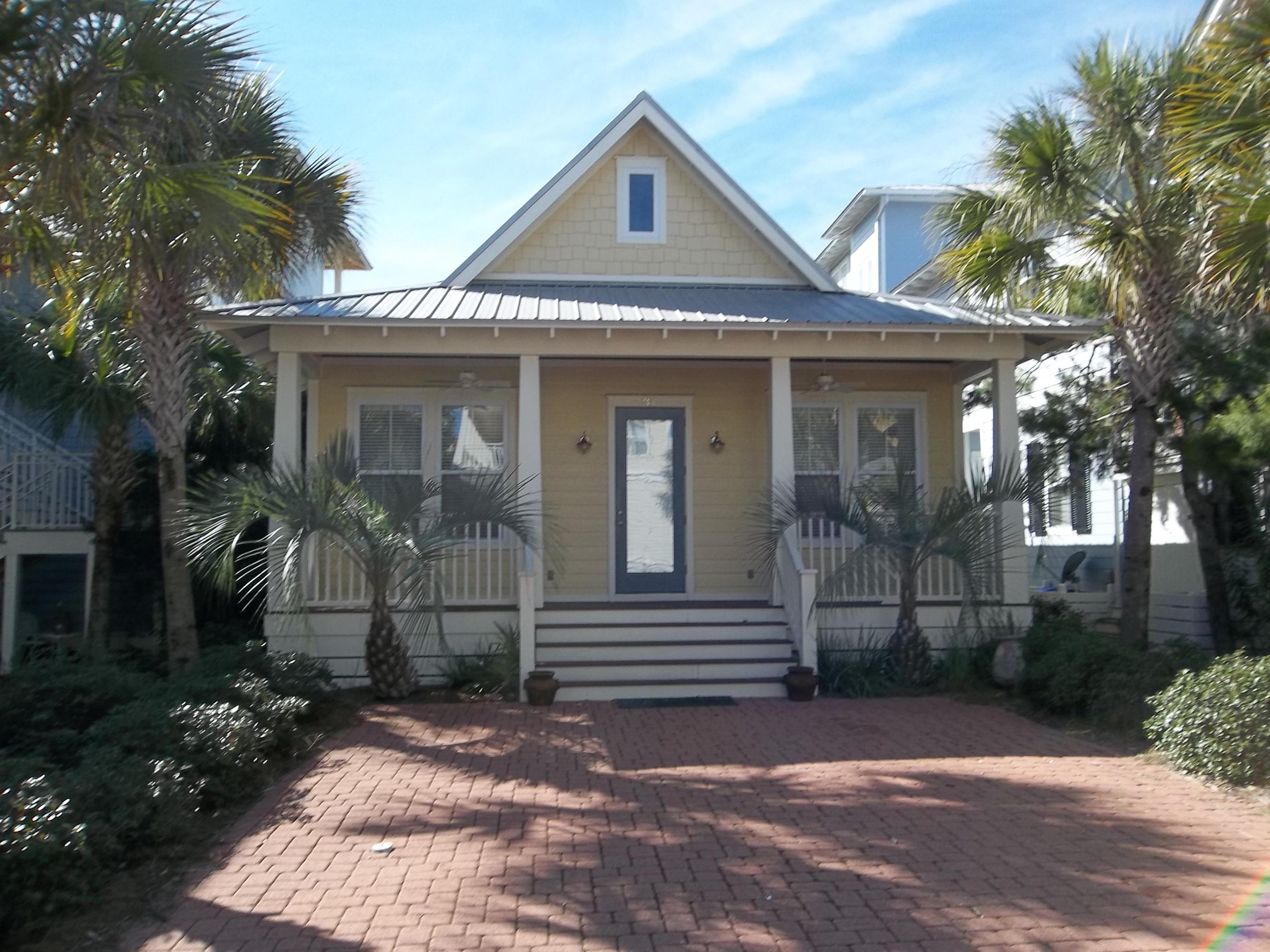 Adorable Beach Cottage!