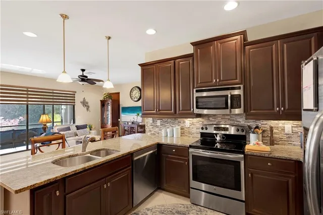 $449,900 | 15116 Summit Pl Circle, Unit 213, Naples, FL 34119