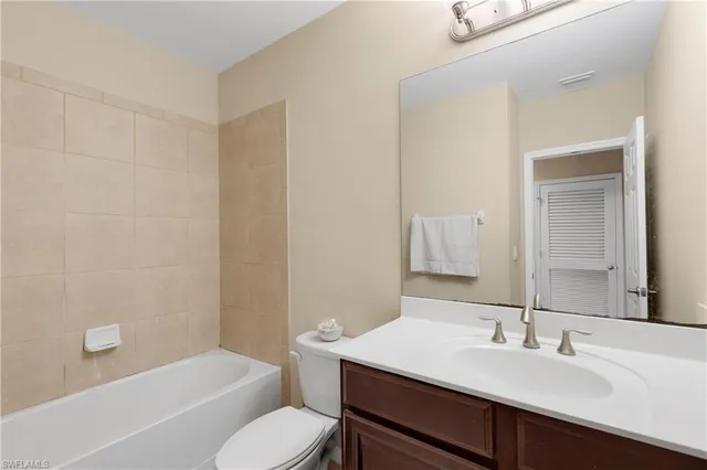 $449,900 | 15116 Summit Pl Circle, Unit 213, Naples, FL 34119