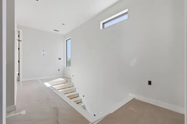 $9,950 | 1403 Barton Hills Drive, Unit 3, Austin, TX 78704