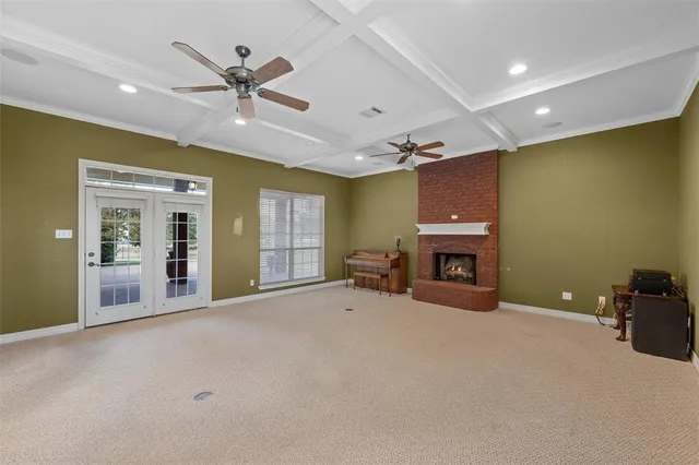 $799,900 | 188 Twin Bends Road, Crawford, TX 76638