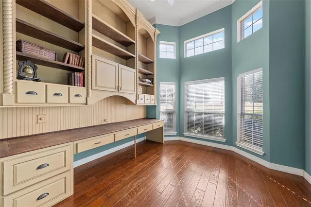 $799,900 | 188 Twin Bends Road, Crawford, TX 76638