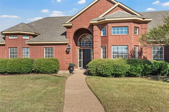 $799,900 | 188 Twin Bends Road, Crawford, TX 76638