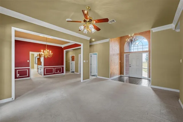 $799,900 | 188 Twin Bends Road, Crawford, TX 76638