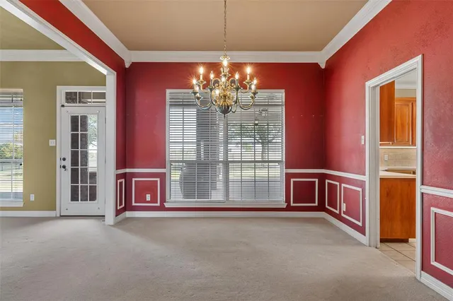 $799,900 | 188 Twin Bends Road, Crawford, TX 76638