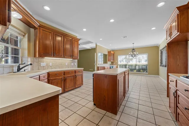 $799,900 | 188 Twin Bends Road, Crawford, TX 76638