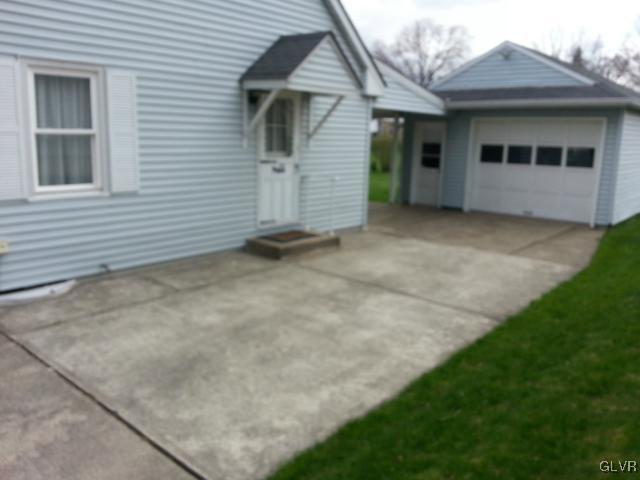 817 Stones Crossing Road Easton, PA 18045 - Photo 3 of 22 Gallery Image 3
