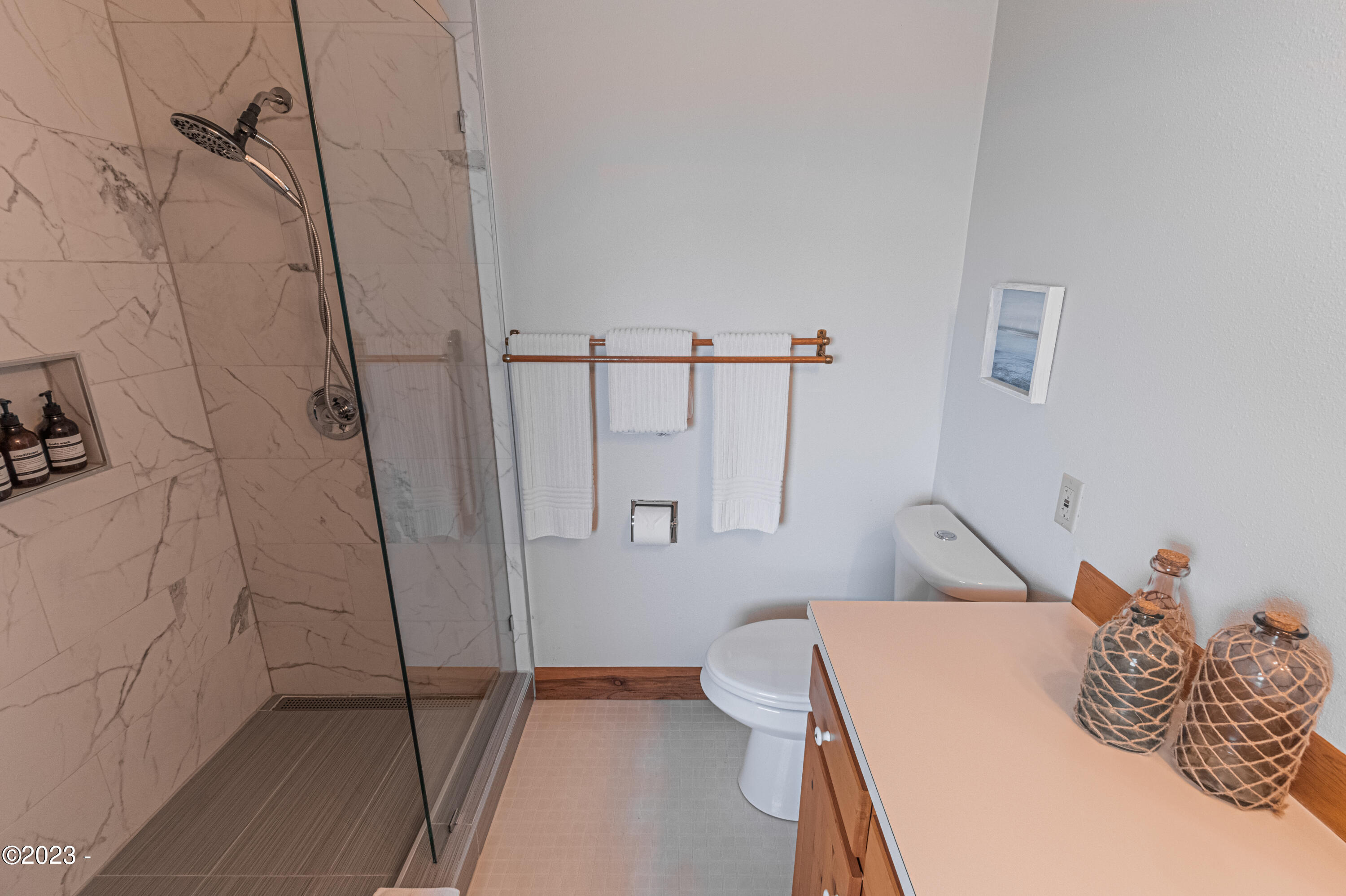 35140 Rueppell Avenue Pacific City, OR 97135 - Photo 26 of 32 Shower