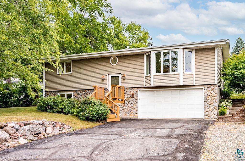 2309 Springvale Court Duluth, MN 55811 - Photo 1 of 26 Gallery Image 1