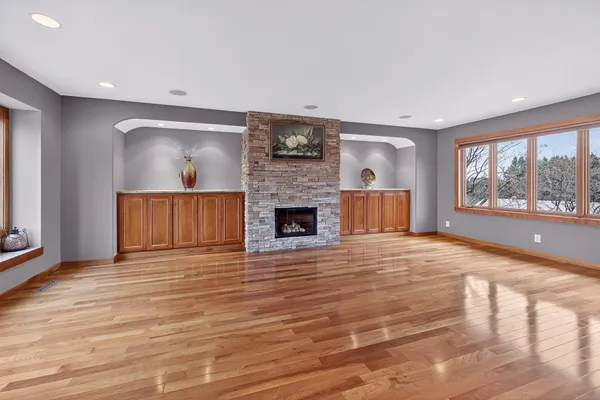 $875,000 | 10357 117th Street North, Grant, MN 55082