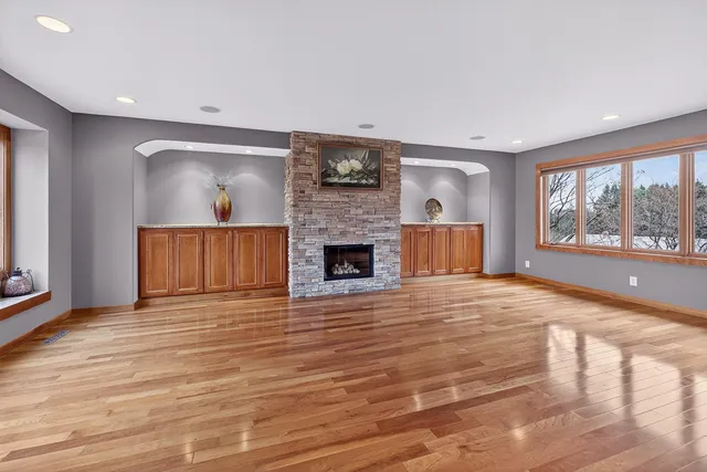 $875,000 | 10357 117th Street North, Grant, MN 55082