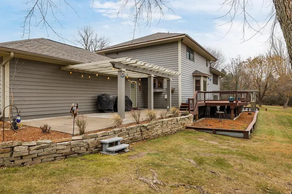 $875,000 | 10357 117th Street North, Grant, MN 55082