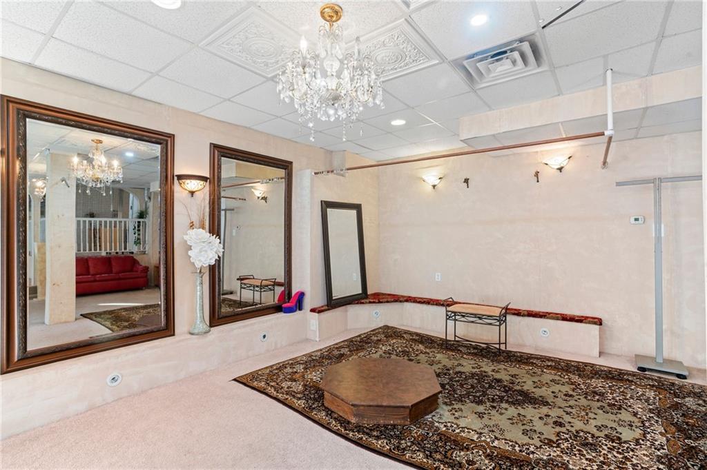 3269 Library Road Pittsburgh, PA 15234 - Photo 12 of 48 Gallery Image 12