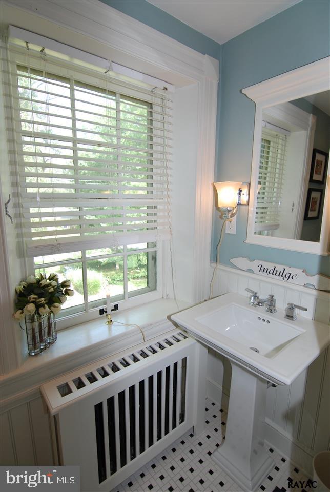 4038 Old Orchard Road York, PA 17402 - Photo 22 of 36 Gallery Image 22