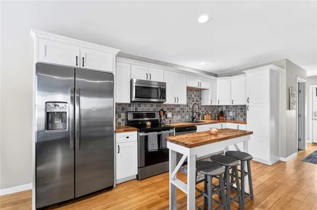 $439,900 | 91 Joe Fromms Way, West Warwick, RI 02893