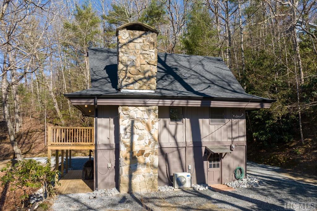 84 Bulls Gap Road Cullowhee, NC 28723 - Photo 4 of 42 Gallery Image 4