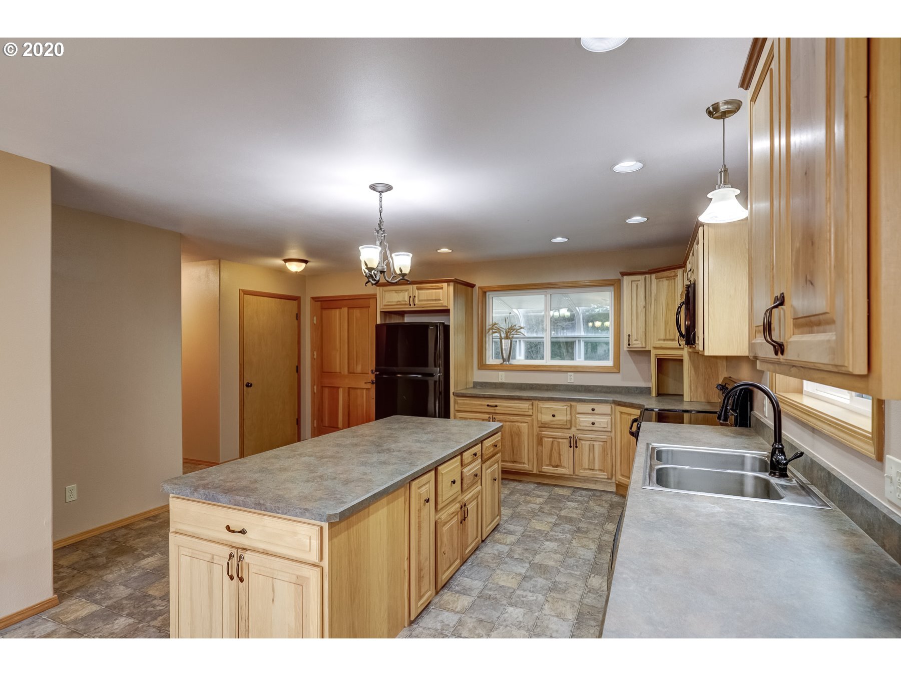 43 Nash Road White Salmon, WA 98672 - Photo 11 of 29 Gallery Image 11