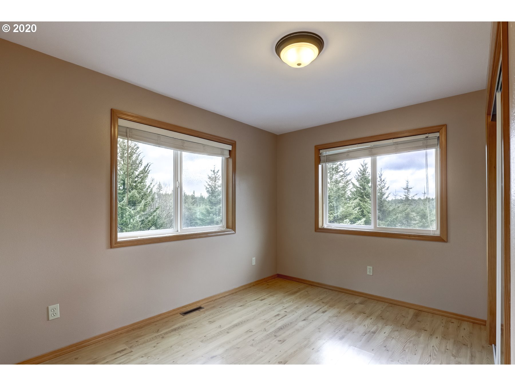43 Nash Road White Salmon, WA 98672 - Photo 19 of 29 Gallery Image 19