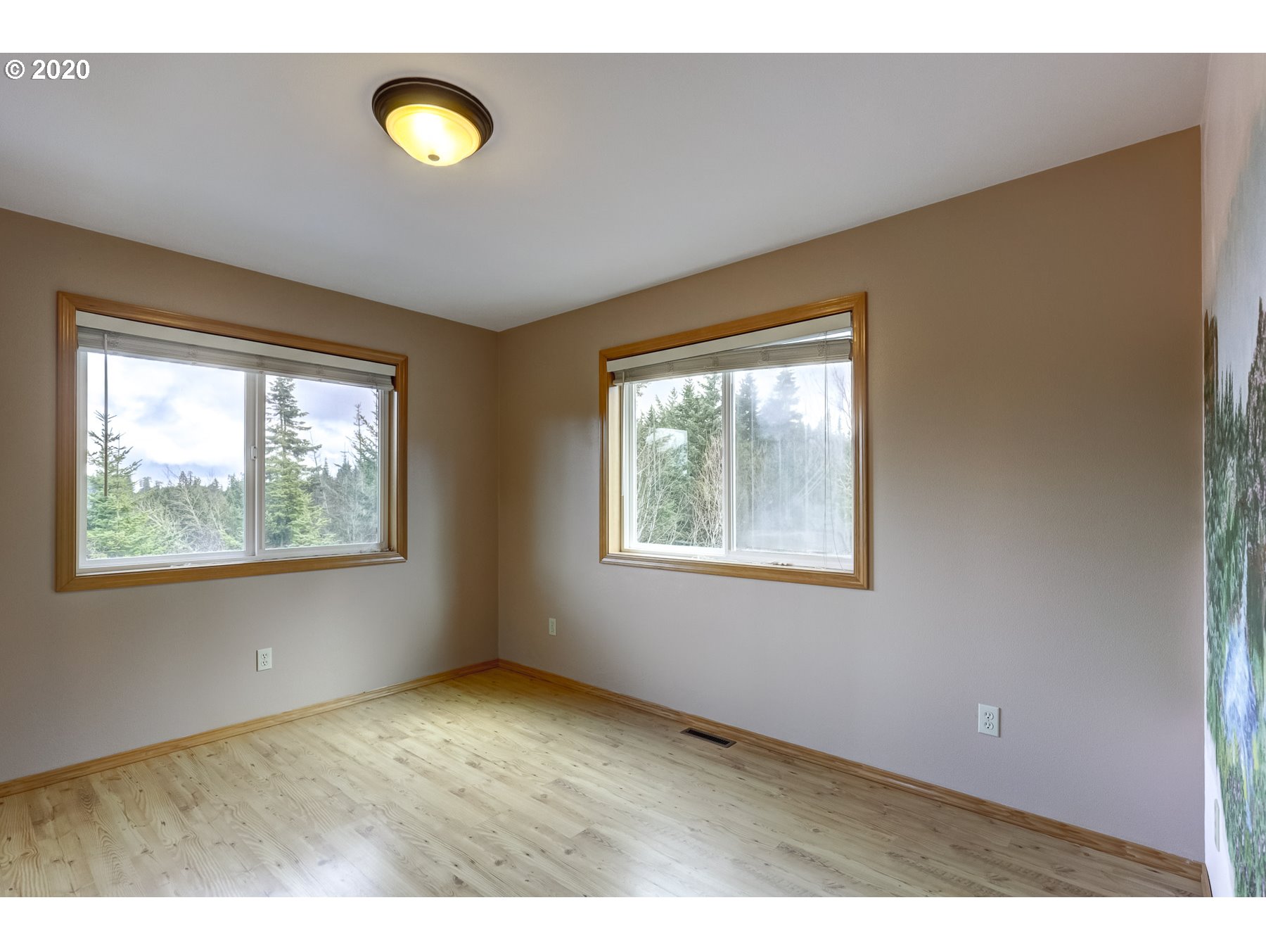 43 Nash Road White Salmon, WA 98672 - Photo 20 of 29 Gallery Image 20