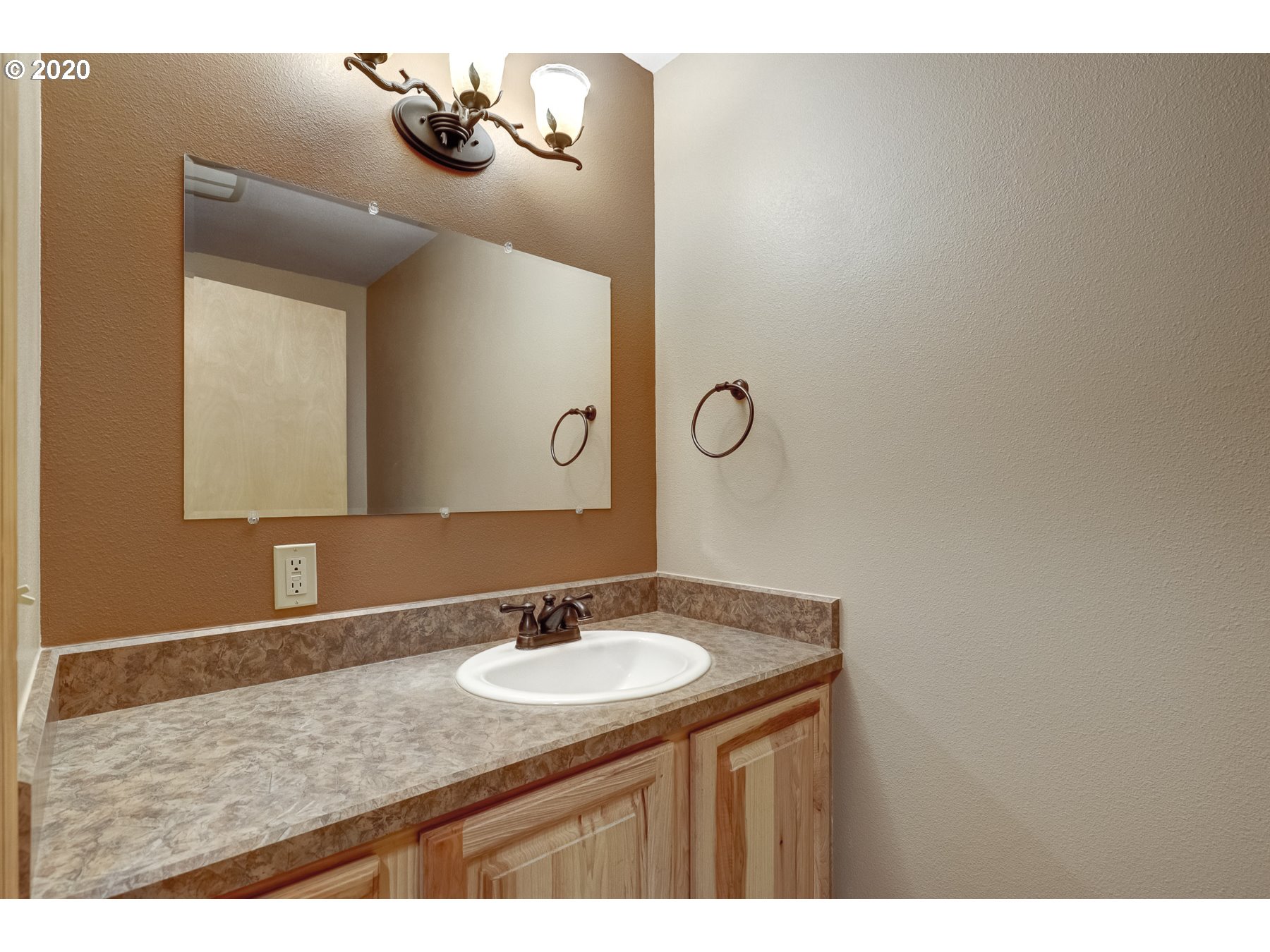 43 Nash Road White Salmon, WA 98672 - Photo 25 of 29 Gallery Image 25
