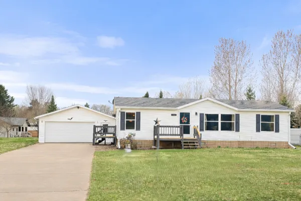 $215,000 | 1103 Whitetail Street, Spooner, WI 54801
