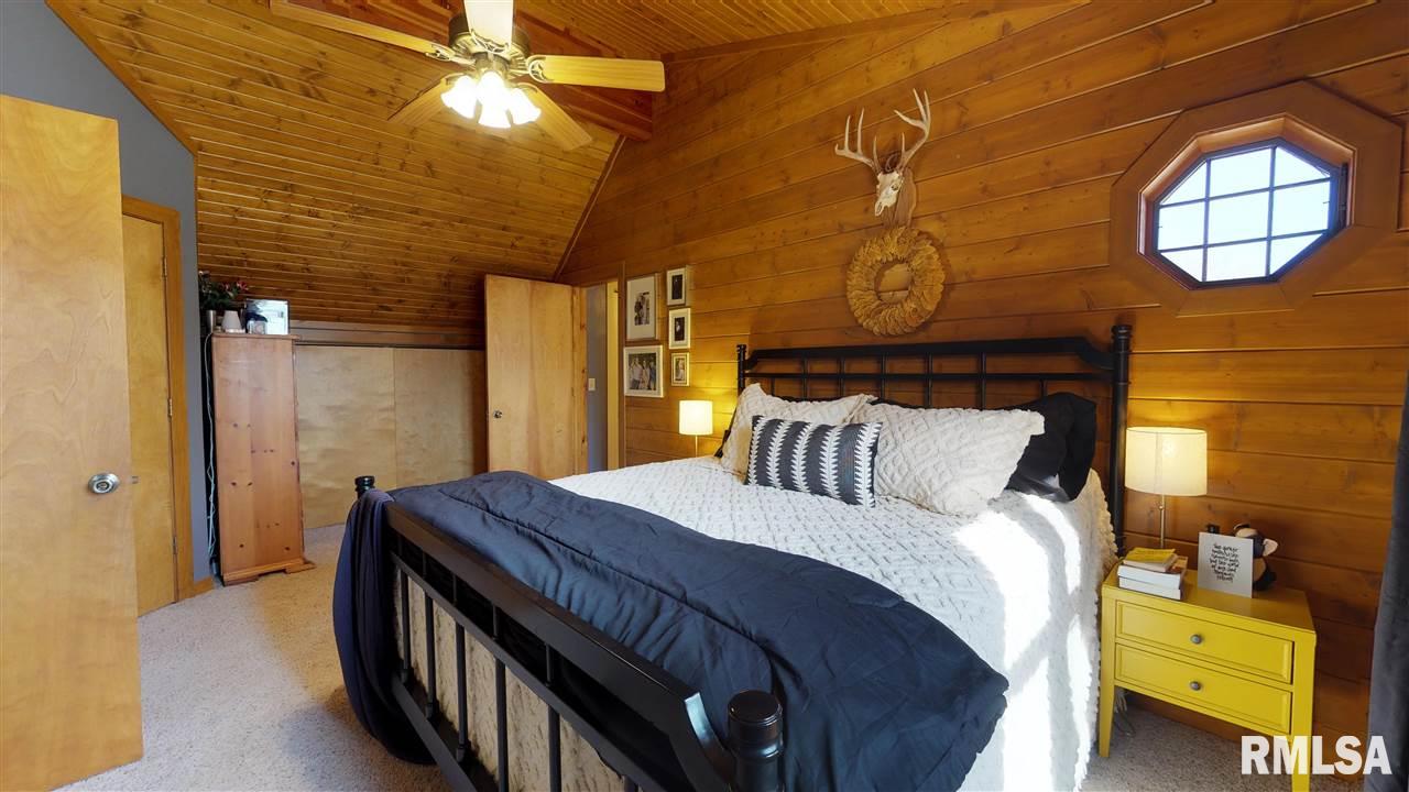 24945 Spring Creek Road Washington, IL 61571 - Photo 17 of 36 Gallery Image 17