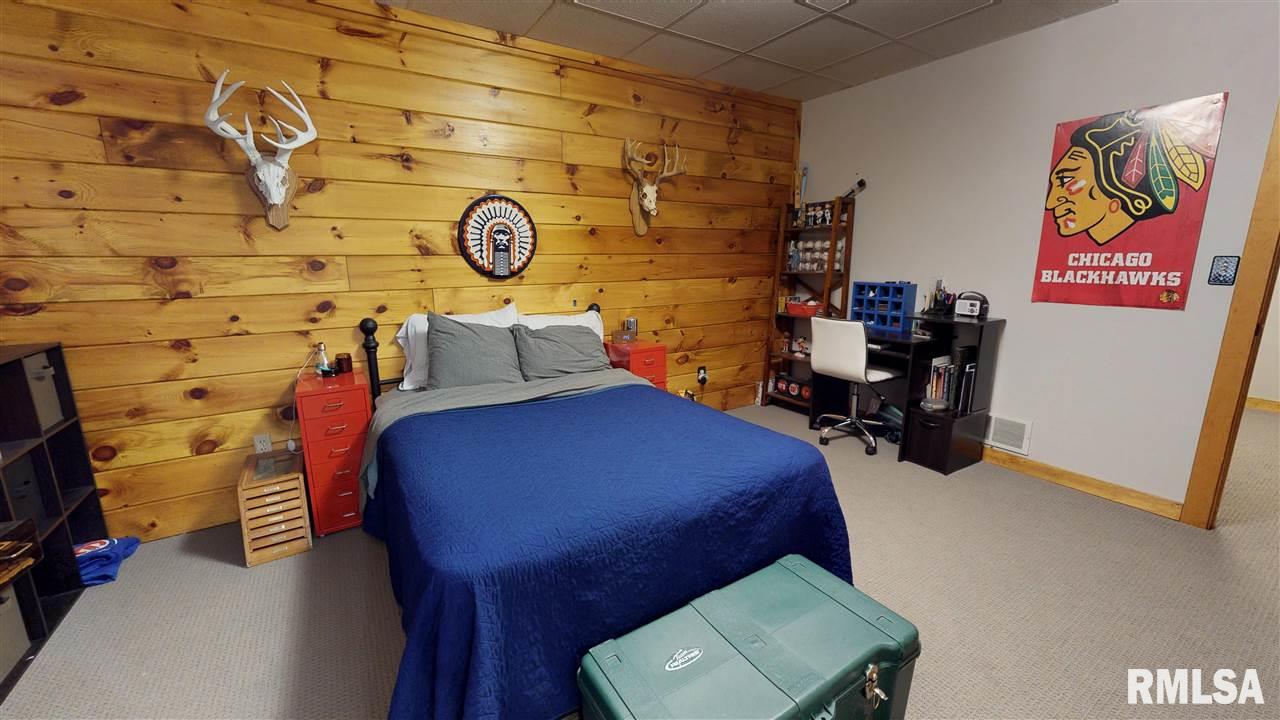24945 Spring Creek Road Washington, IL 61571 - Photo 25 of 36 Gallery Image 25
