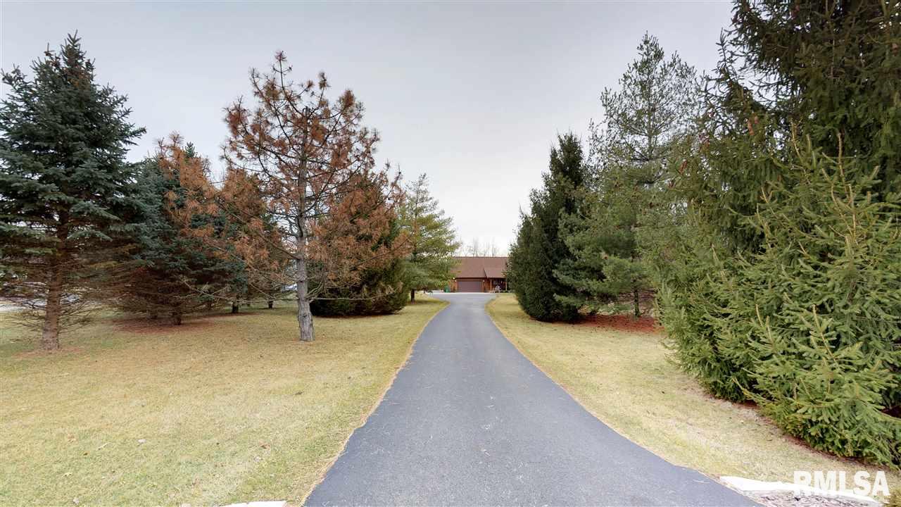24945 Spring Creek Road Washington, IL 61571 - Photo 8 of 36 Gallery Image 8