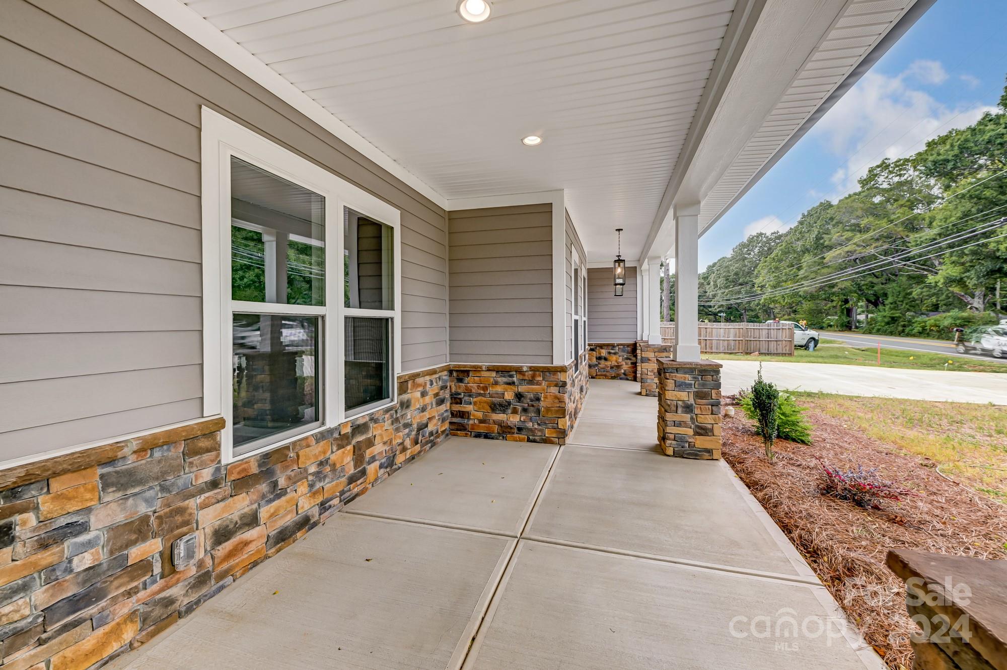 12821 Hamilton Road Charlotte, NC 28273 - Photo 5 of 43 Gallery Image 5