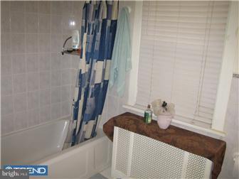 445 Byberry Road Philadelphia, PA 19116 - Photo 9 of 12 Gallery Image 9