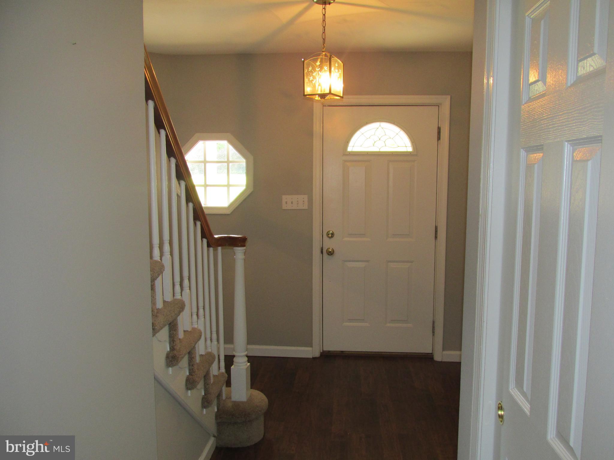 204 Glendale Road Havertown, PA 19083 - Photo 2 of 17