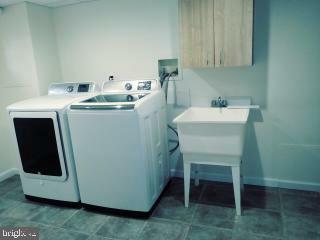 204 Glendale Road Havertown, PA 19083 - Photo 15 of 17