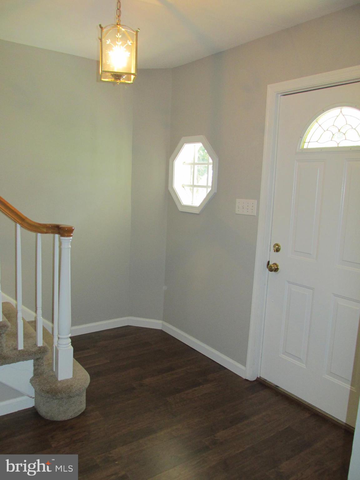 204 Glendale Road Havertown, PA 19083 - Photo 3 of 17