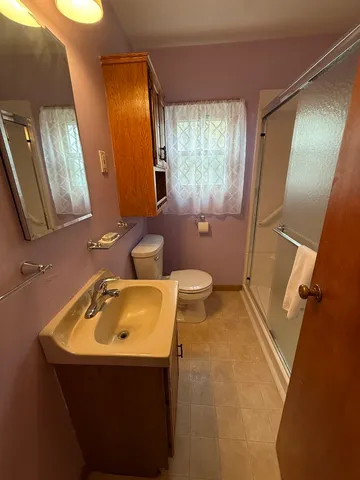 $155,000 | 909 North Hennepin Avenue, Dixon, IL 61021