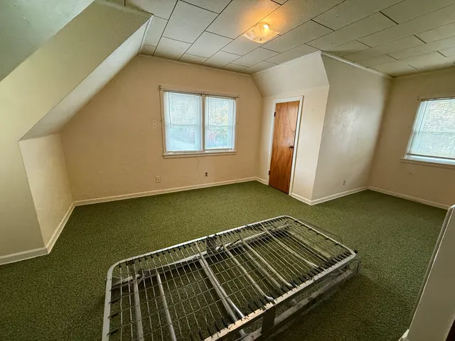 $155,000 | 909 North Hennepin Avenue, Dixon, IL 61021