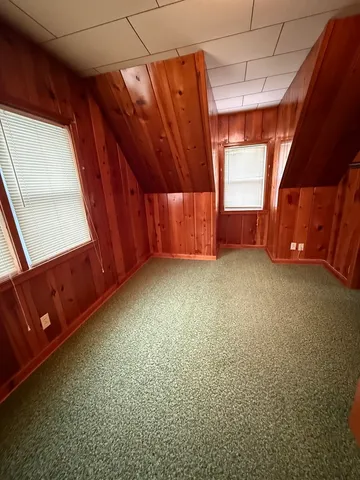 $155,000 | 909 North Hennepin Avenue, Dixon, IL 61021