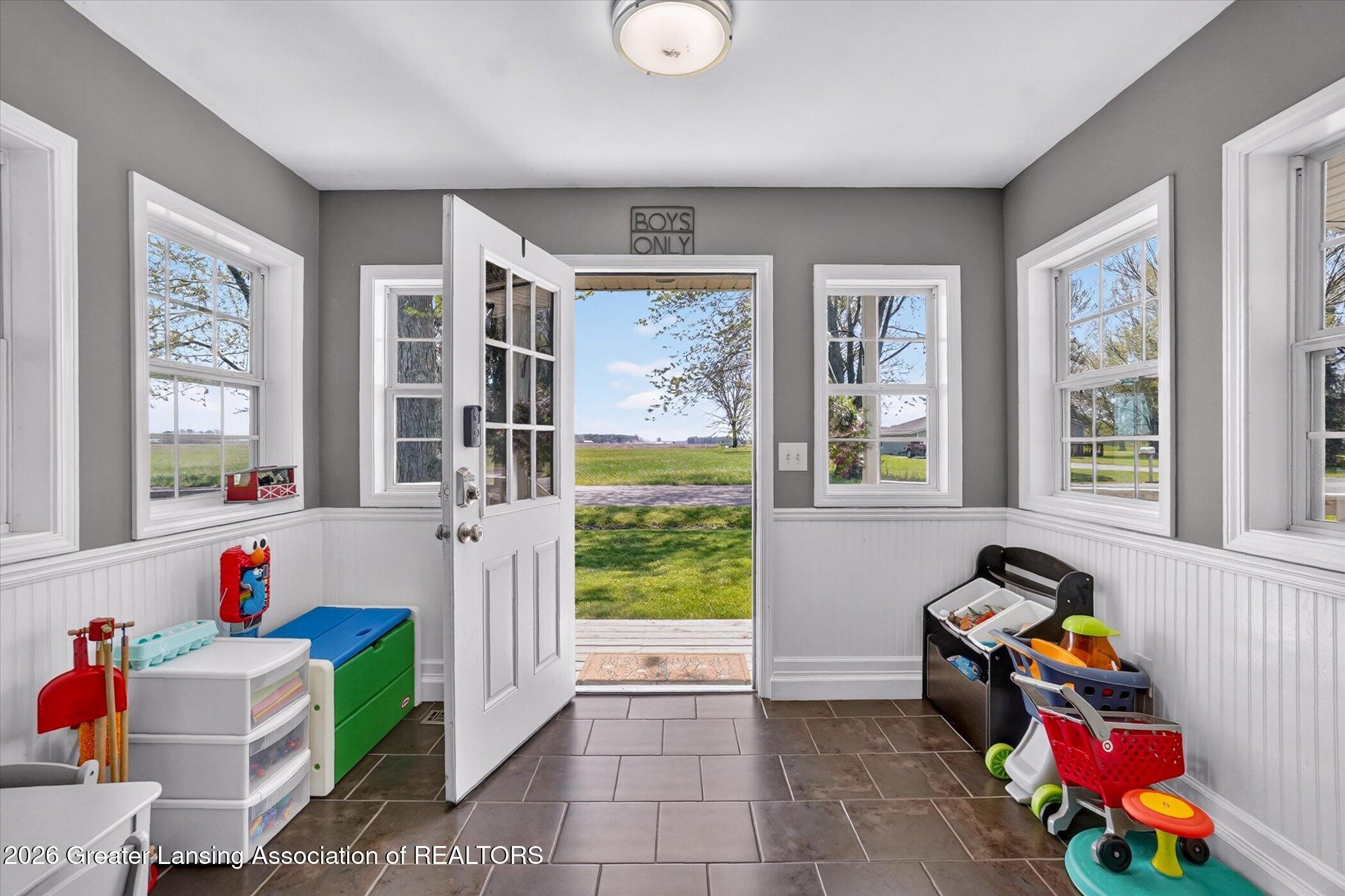 4007 East Frost Road Webberville, MI 48892 - Photo 8 of 53 06-4007-E-Frost-Rd-WindowStill-Real-Esta